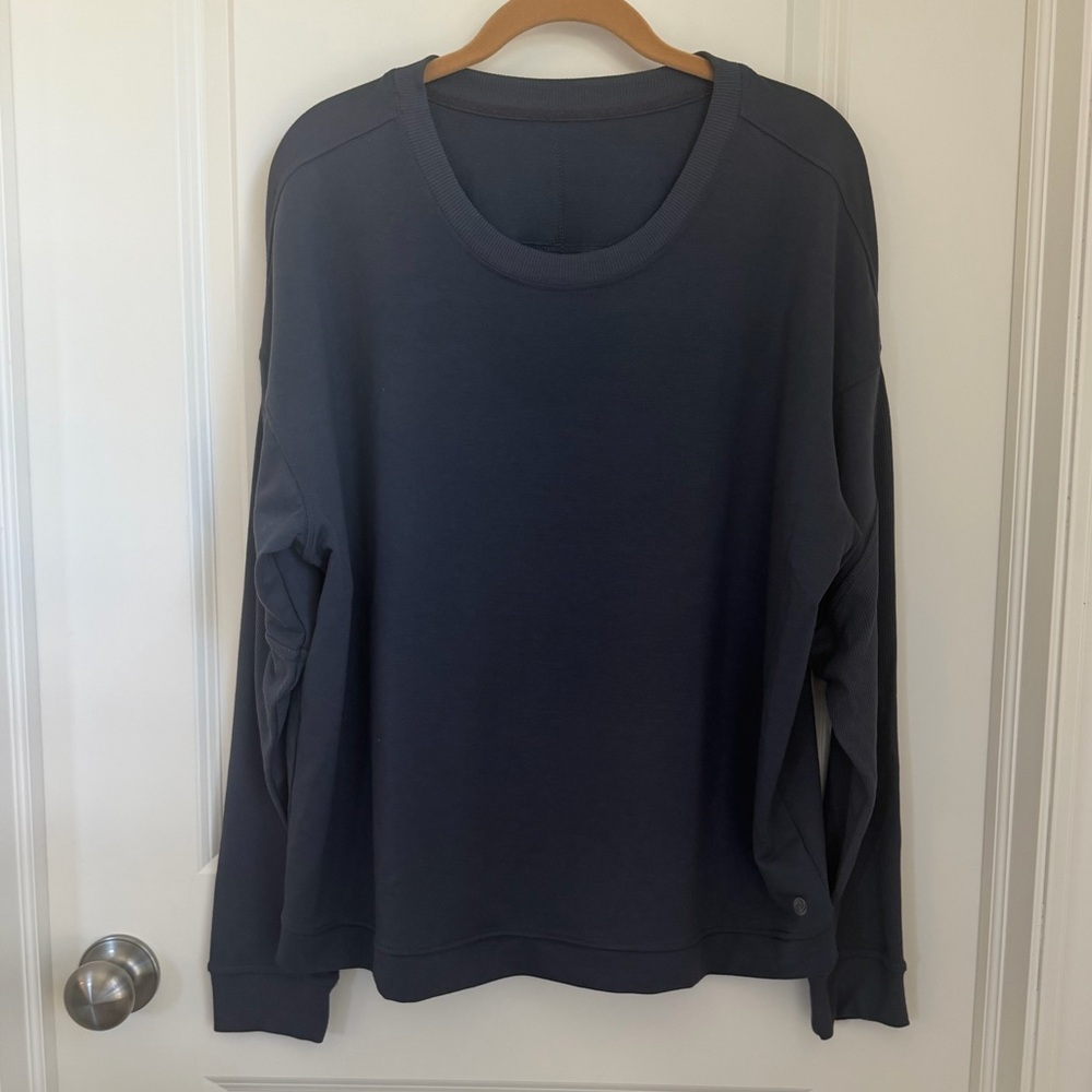 Apana Crewneck Sweatshirt